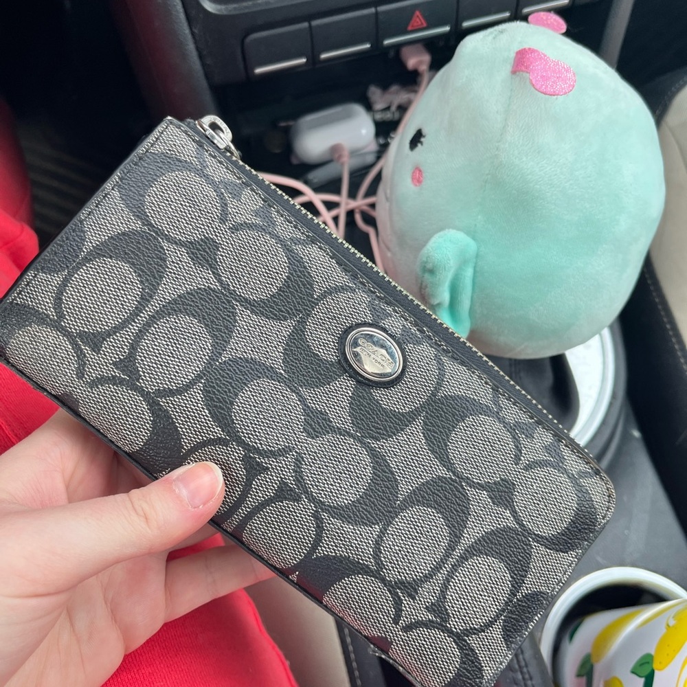 Coach wallet